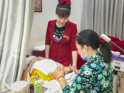 40 tuổi c&oacute; n&ecirc;n học nghề Spa kh&ocirc;ng? Thế mạnh v&agrave; r&agrave;o cản l&agrave; g&igrave;?