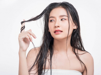 Kh&ocirc;ng N&ecirc;n Đi Ngủ Khi T&oacute;c Ướt: B&iacute; Quyết Chăm S&oacute;c T&oacute;c Từ Chuy&ecirc;n Gia Thẩm Mỹ