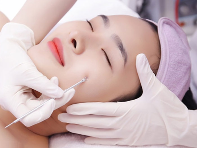 Tư Vấn C&aacute;c Phương Ph&aacute;p Điều Trị Mụn Hiệu Quả Tại Spa Cho Từng Loại Da