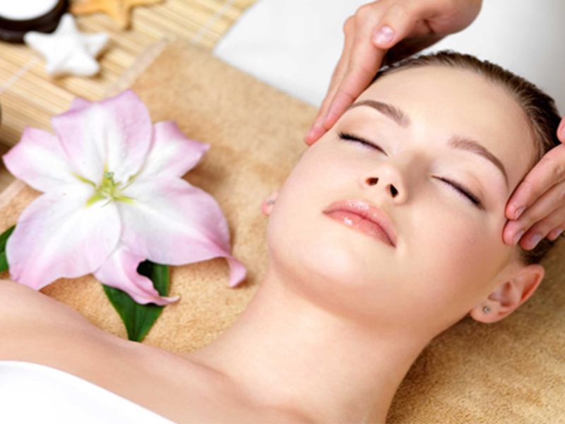 Có nên làm trẻ hóa da tại các Spa không? 